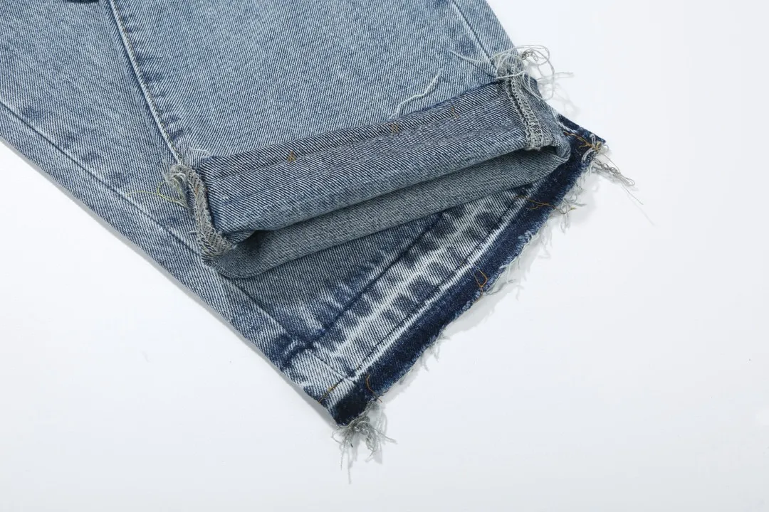 -Size upper body P286#G77 GALLERY DEPT.G letter patch pudding 5001 denim washed and distressed spliced jeans -Original purchase and pattern making to truly restore the ultimate vintage texture -Original hardware accessories, washed and other elevators, QR code analysis are all purchased from the original factory, high degree of restoration, you are welcome to compare with a certain product~ -Three-dimensional version Loose and comfortable, not picky about the figure, taller and slimmer, factory Seiko, original factory quality control, same style for men and women, can be matched with couples Versatile recommendation: must-have jeans for all seasons Color: blue Size: S-XXL (28-36)
